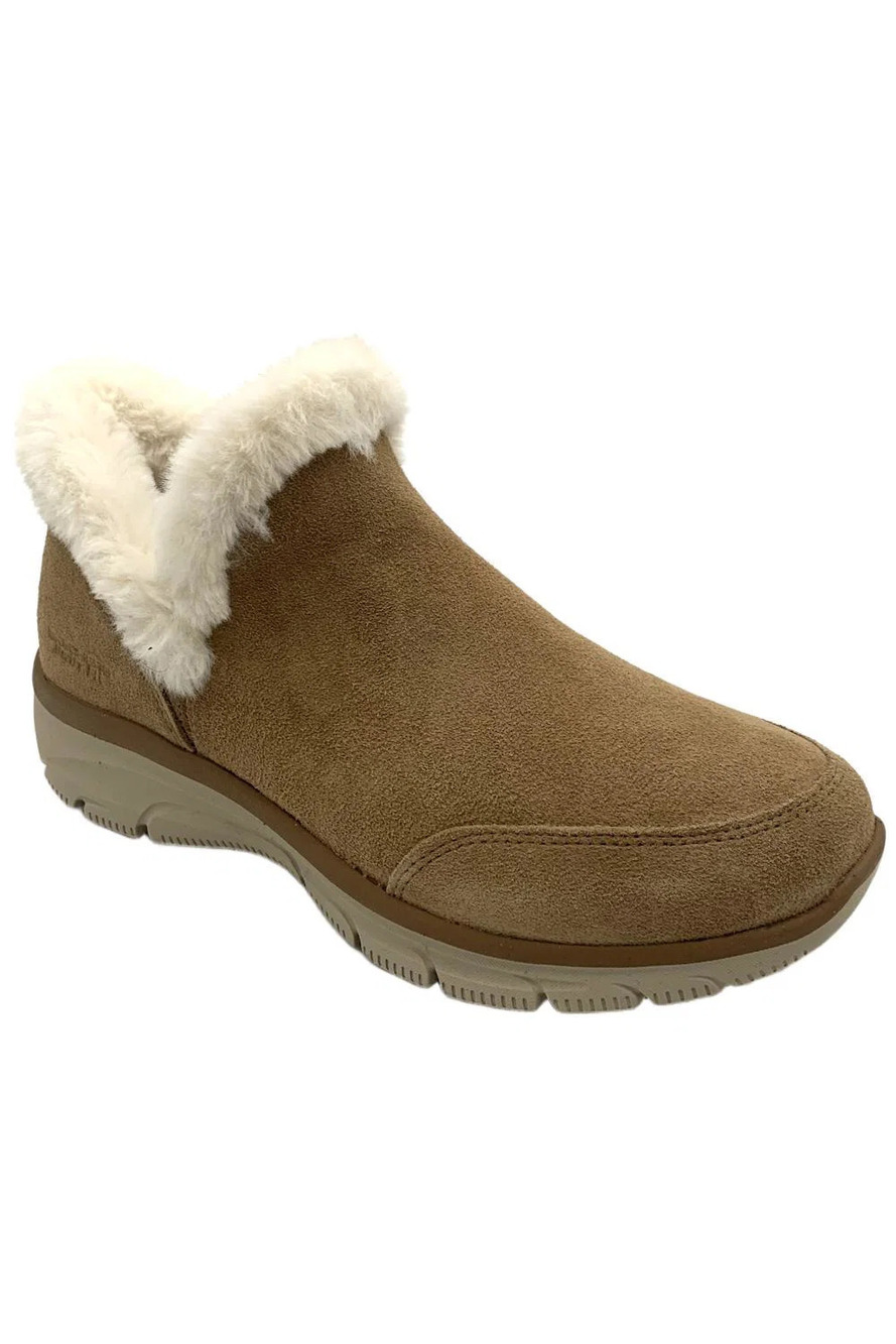 Skechers Women's Slip-in Easy Going Water Repellent Boot Chestnut - Narrow